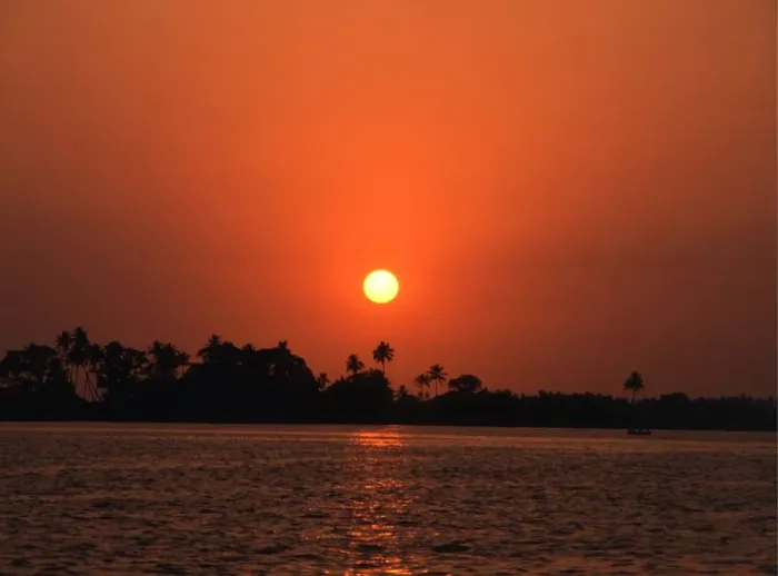 Framed Print : India Sunset at Cochin, seen from Bolgatty Island Framed Print : India Sunset at Cochin, seen from Bolgatty Island