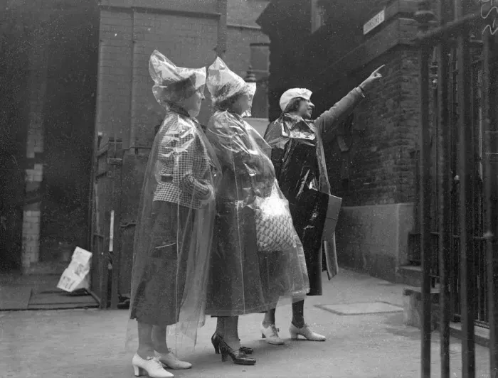 Framed Print : Invisible Protection Against English Summer - American Girls Introduce New Fashion Framed Print : Invisible Protection Against English Summer - American Girls Introduce New Fashion