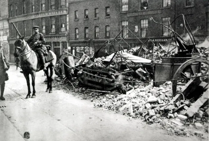 Framed Print : The Irish Easter Rebellion April 1916 Topfoto stills library picture library stock Framed Print : The Irish Easter Rebellion April 1916 Topfoto stills library picture library stock