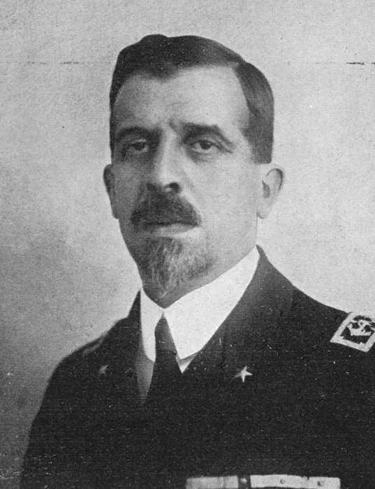 Framed Print : Italian delegation to Five Power Naval Conference. Admiral Sirianni ( Minister of Marine ) Framed Print : Italian delegation to Five Power Naval Conference. Admiral Sirianni ( Minister of Marine )