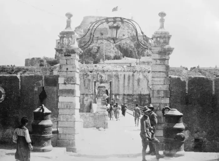 Framed Print : With the Italians at Corfu Italian soldiers at the entrance to the fort 8 September Framed Print : With the Italians at Corfu Italian soldiers at the entrance to the fort 8 September