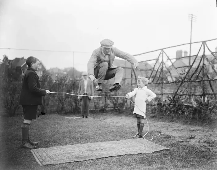 Framed Print : Jimmy Wilde getting fit to meet Pancho Villa for worlds title on the Welsh Hills Framed Print : Jimmy Wilde getting fit to meet Pancho Villa for worlds title on the Welsh Hills