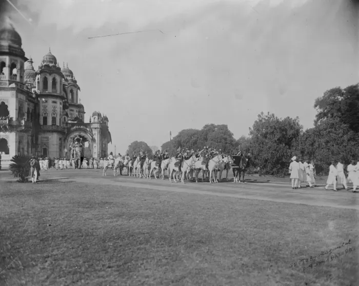 Framed Print : Jubilee celebrations in Baroda State. H H the Maharajah Sayajiras Gaekwar leaving Framed Print : Jubilee celebrations in Baroda State. H H the Maharajah Sayajiras Gaekwar leaving