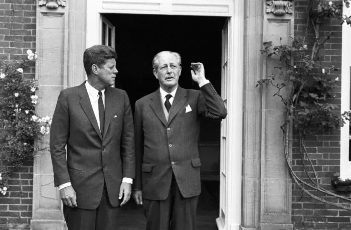 Framed Print : Kennedy and Macmillan at Birch Grove, Chelwood Gate, Sussex - Macmillans home Framed Print : Kennedy and Macmillan at Birch Grove, Chelwood Gate, Sussex - Macmillans home