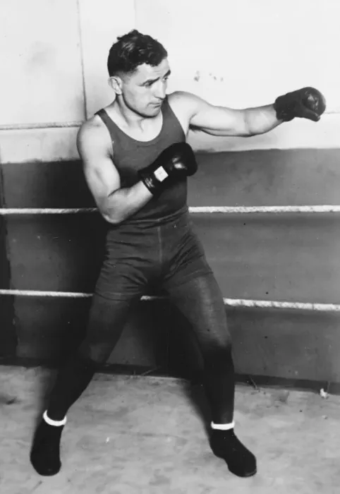 Framed Print : Kid Kaplan. Posed, sparring. 1927 Framed Print : Kid Kaplan. Posed, sparring. 1927