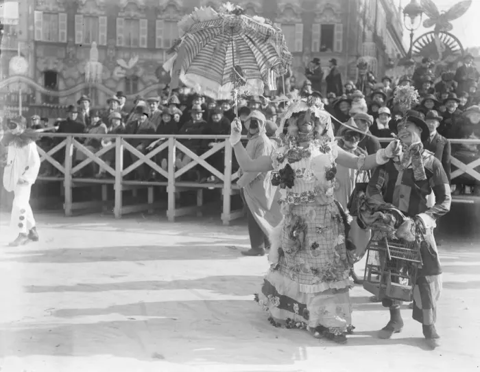 Framed Print : King Carnival at Nice. Revellers on foot. 26 February 1924 Framed Print : King Carnival at Nice. Revellers on foot. 26 February 1924