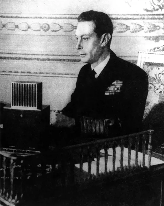 Framed Print : King George VI making the VE Day broadcast speech on 8 May 1945 We kept faith with ourselves Framed Print : King George VI making the VE Day broadcast speech on 8 May 1945 We kept faith with ourselves