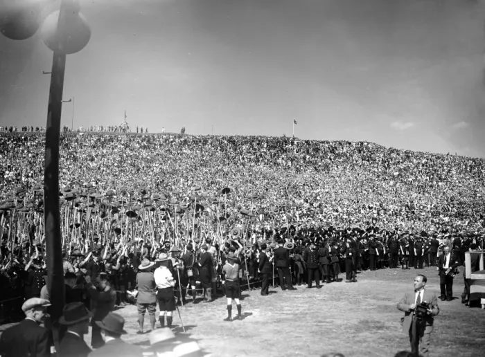 Framed Print : King George VI and Queen Elizabeth on Canada tour 1939 - A TopFoto Framed Print : King George VI and Queen Elizabeth on Canada tour 1939 - A TopFoto
