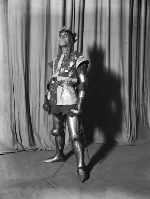 Framed Print : King Henry V at the old Vic. King Henry V, Mr Baliol Holloway. 15 October 1926 Framed Print : King Henry V at the old Vic. King Henry V, Mr Baliol Holloway. 15 October 1926