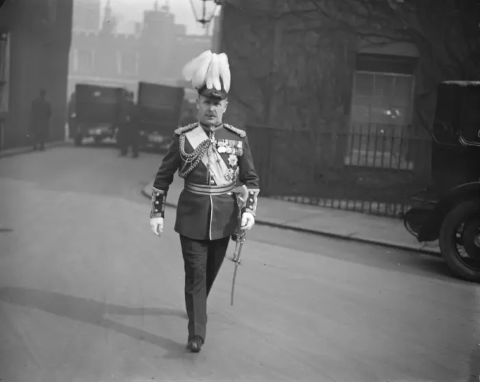 Framed Print : The King holds a levee at St Jamess Palace. Earl Cavan leaving. 11 March 1924 Framed Print : The King holds a levee at St Jamess Palace. Earl Cavan leaving. 11 March 1924