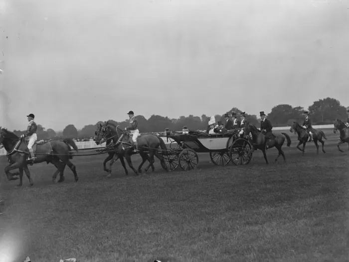 Framed Print : The King and Queen arrive at Royal Ascot Races 12 June 1921