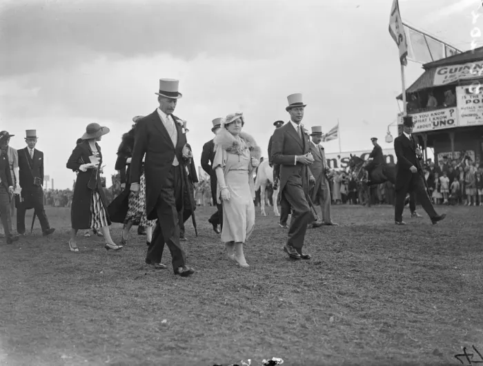 Framed Print : King and Queen walked to the paddock at Epsom on Oaks Day. The King and Queen, paying Framed Print : King and Queen walked to the paddock at Epsom on Oaks Day. The King and Queen, paying