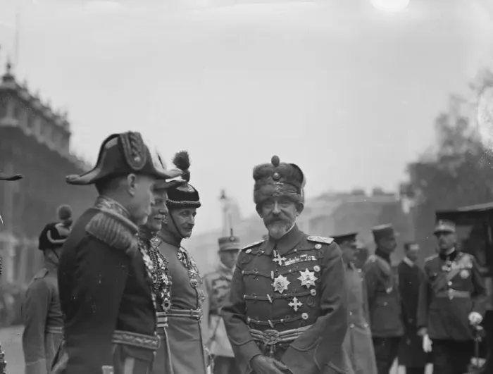Framed Print : The King of Romania at the Cenotaph 12 May 1924 Framed Print : The King of Romania at the Cenotaph 12 May 1924