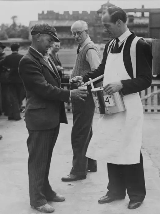 Framed Print : Knapsack tea at the cricket at Lords, London, England Framed Print : Knapsack tea at the cricket at Lords, London, England