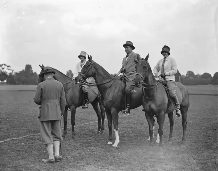 Framed Print : At the Ladies event at the Roehampton Pony Gymkhana - Miss E Garrod, Colonel