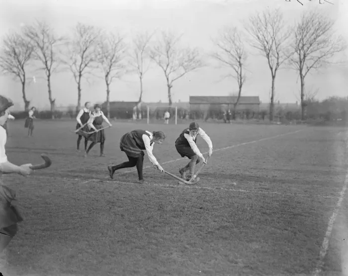 Framed Print : Ladies Hockey at Edmonton The Kings College hockey team met the London School