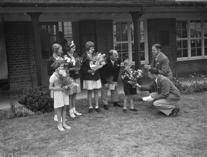 Framed Print : The Lamorbey Horticultural Show on Days Lane in Sidcup, Kent. 1938 Framed Print : The Lamorbey Horticultural Show on Days Lane in Sidcup, Kent. 1938