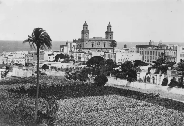 Framed Print : Las Palmas, a general view, showing the cathedral, with banana fields in the foreground Framed Print : Las Palmas, a general view, showing the cathedral, with banana fields in the foreground