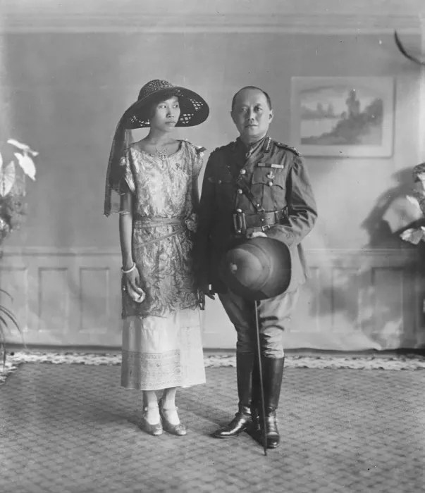 Framed Print : The late King of Siams tragic romance The late king of Siam and the present Dowager Queen Framed Print : The late King of Siams tragic romance The late king of Siam and the present Dowager Queen