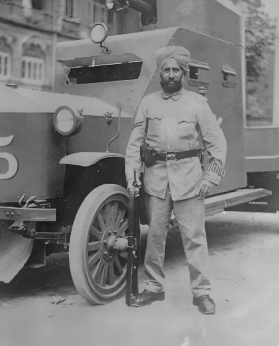 Framed Print : Latest pictures from China A Sikh policeman on guard at SHanghai 21 July 1925 Framed Print : Latest pictures from China A Sikh policeman on guard at SHanghai 21 July 1925