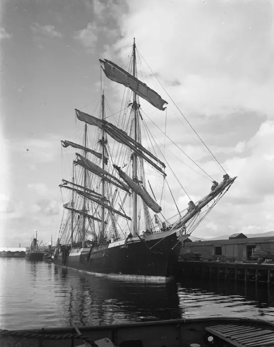 Framed Print : Lawhill a steel-hulled four-masted barque rigged in jubilee or baldheaded fashion in harbour Framed Print : Lawhill a steel-hulled four-masted barque rigged in jubilee or baldheaded fashion in harbour