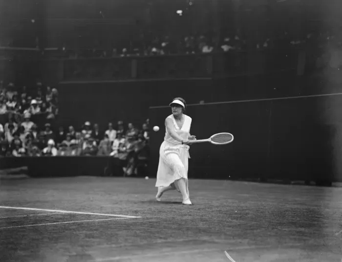 Framed Print : Lawn tennis championship at Wimbeldon Mme Billout in play against Miss Joan Fry 1 Framed Print : Lawn tennis championship at Wimbeldon Mme Billout in play against Miss Joan Fry 1