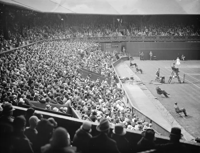 Framed Print : Lawn tennis championships at Wimbledon. A general view during the game between Miss E Ryan Framed Print : Lawn tennis championships at Wimbledon. A general view during the game between Miss E Ryan
