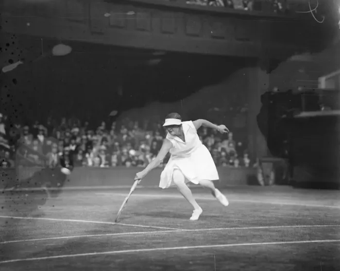 Framed Print : Lawn tennis at Wimbledon. Miss Eileen Bennett in play. 24 June 1927 Framed Print : Lawn tennis at Wimbledon. Miss Eileen Bennett in play. 24 June 1927