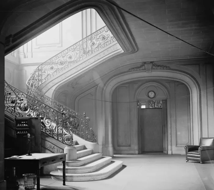 Framed Print : League of Nations, Sunderland house ( interior ). 8 December 1919 Framed Print : League of Nations, Sunderland house ( interior ). 8 December 1919