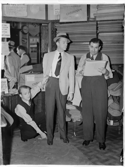 Framed Print : Lee Tracy has a suit made in London, could not obtain the right cloth in America Framed Print : Lee Tracy has a suit made in London, could not obtain the right cloth in America