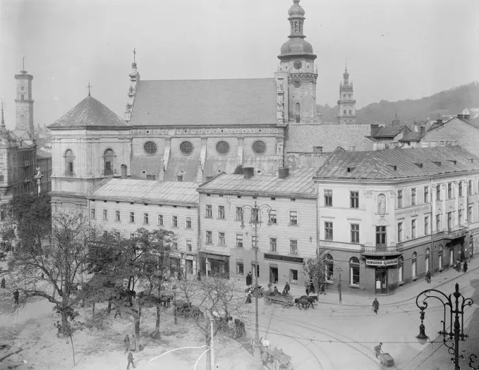 Framed Print : Lemberg, Poland. A fine panorama of Lemberg. 24 October 1921
