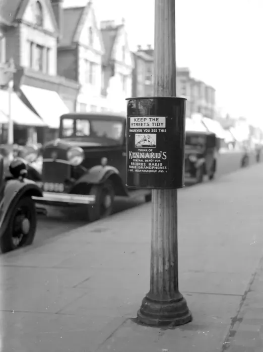 Framed Print : Litter Bin in Margate, Kent. 1933