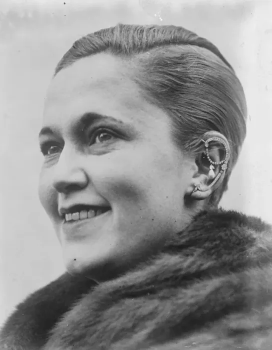Framed Print : A London ear ring novelty. A photograph of Mrs Beaumont Alexander, of London Framed Print : A London ear ring novelty. A photograph of Mrs Beaumont Alexander, of London
