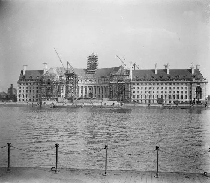 Framed Print : Londons New Palace By the Thames A striking view of the new London County Council Hall