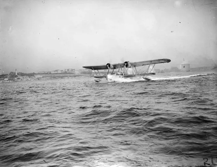 Framed Print : The longest formation flight ever undertaken by service unit, five RAF flying boats of number 204