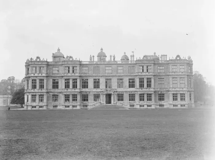 Framed Print : Longleat Warminster, Residence of the Marchioness of Bath 27 October 1922 Framed Print : Longleat Warminster, Residence of the Marchioness of Bath 27 October 1922