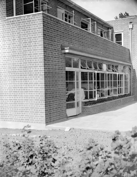 Framed Print : Lord Hanworth opens Eltham Hospitals new wing. 1934 Framed Print : Lord Hanworth opens Eltham Hospitals new wing. 1934