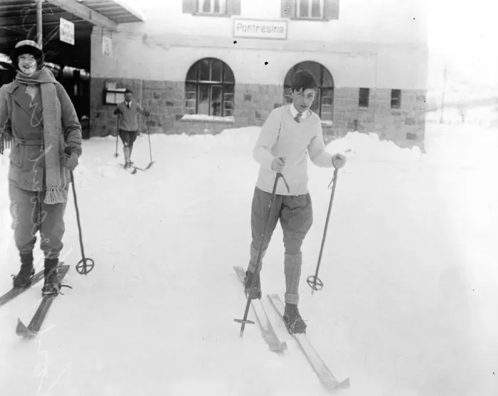 Framed Print : Lord Harcourt as skier. Lord Harcourt on ski at St Moritz. 11 January 1923 Framed Print : Lord Harcourt as skier. Lord Harcourt on ski at St Moritz. 11 January 1923