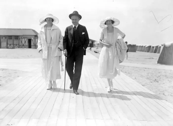 Framed Print : Lord and Lady Beaverbrook and Miss Drury at Deauville 14 August 1922 Framed Print : Lord and Lady Beaverbrook and Miss Drury at Deauville 14 August 1922