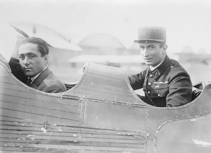 Framed Print : Lt Costa and Lt Vitiolles leave Le Bourget in attempt to beat the record for longest Framed Print : Lt Costa and Lt Vitiolles leave Le Bourget in attempt to beat the record for longest