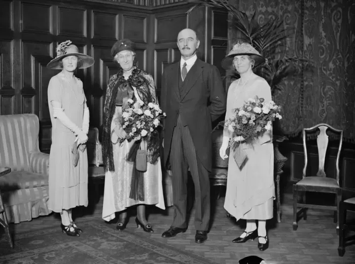 Framed Print : Luncheon at the hotel Cecil for Baronne De La Grange ( Mother of the British Army Framed Print : Luncheon at the hotel Cecil for Baronne De La Grange ( Mother of the British Army