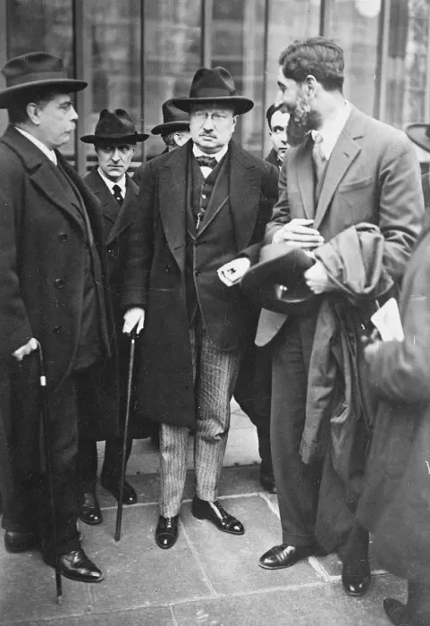 Framed Print : M de Monzie, new French Minister of Finance, being interviewed by Jouranlists in Paris