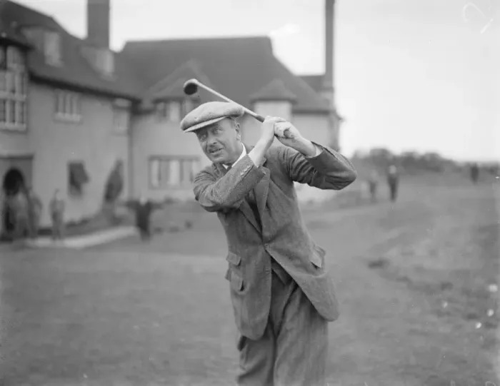 Framed Print : M Ps Golf at Sandwich, Kent. Sir L Worthington Evans, the new Postmaster General Framed Print : M Ps Golf at Sandwich, Kent. Sir L Worthington Evans, the new Postmaster General