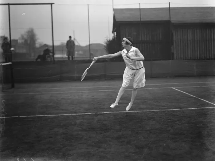Framed Print : Magdalen Park lawn tennis tournament. Mrs Lycett ( formerly Miss Joan Austin ) in play Framed Print : Magdalen Park lawn tennis tournament. Mrs Lycett ( formerly Miss Joan Austin ) in play