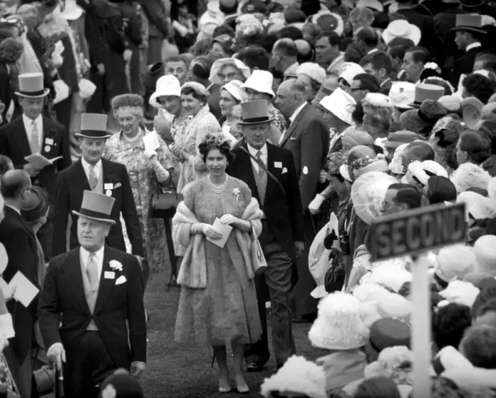 Framed Print : Her Majesty the Queen at Royal Ascot. 16th June 1960