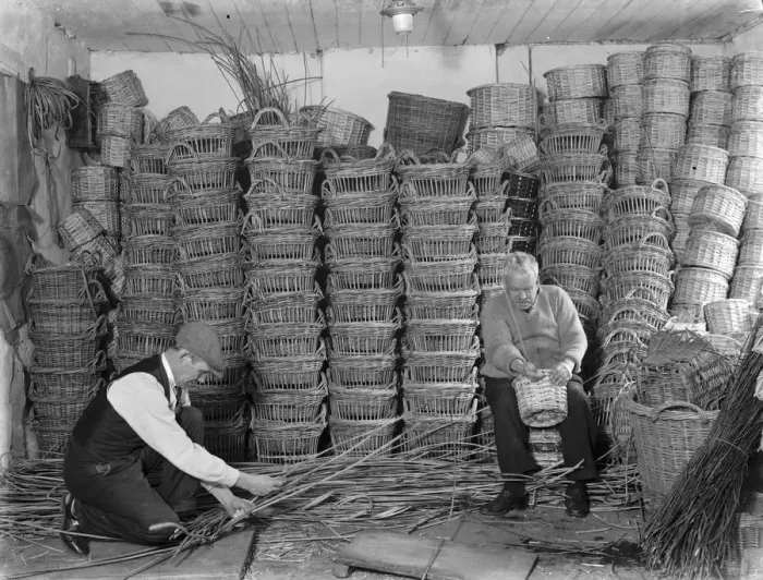 Framed Print : Making fruit and vegetable baskets in Swanley, Kent. 1937 Framed Print : Making fruit and vegetable baskets in Swanley, Kent. 1937