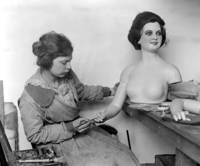 Framed Print : The making of wax models at Sages, Grays Inn Road. Manicuring the hands of a half Framed Print : The making of wax models at Sages, Grays Inn Road. Manicuring the hands of a half