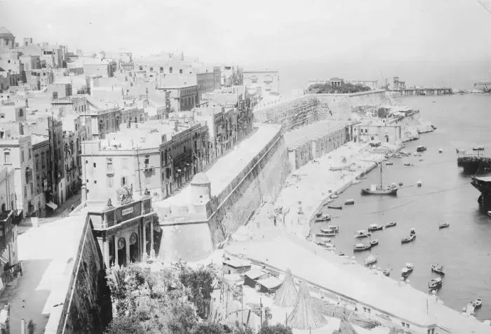 Framed Print : Maltas Grand harbour with Valetta in the background 15 April 1922 Framed Print : Maltas Grand harbour with Valetta in the background 15 April 1922