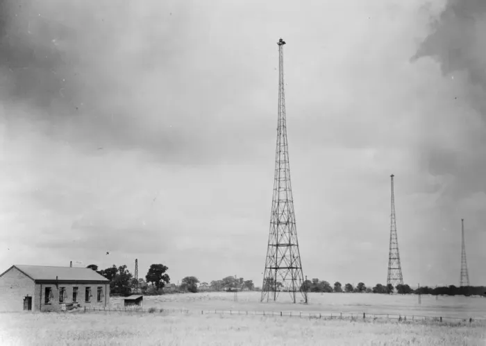 Framed Print : One of the Marconi high speed telegraph stations at Ongar, Essex. The aerial is Framed Print : One of the Marconi high speed telegraph stations at Ongar, Essex. The aerial is