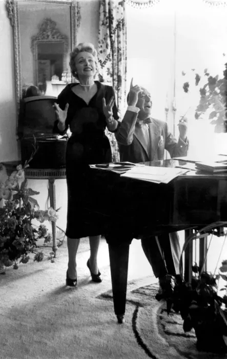 Framed Print : Marlene Dietrich and Noel Coward rehearsing in the Dorchester Hotel, Park Lane, London Framed Print : Marlene Dietrich and Noel Coward rehearsing in the Dorchester Hotel, Park Lane, London